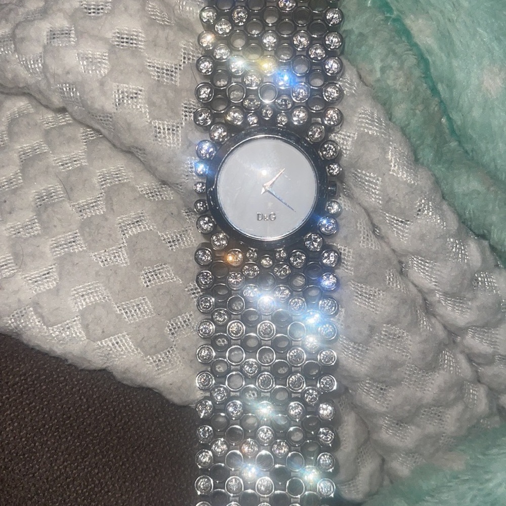 DnG watch